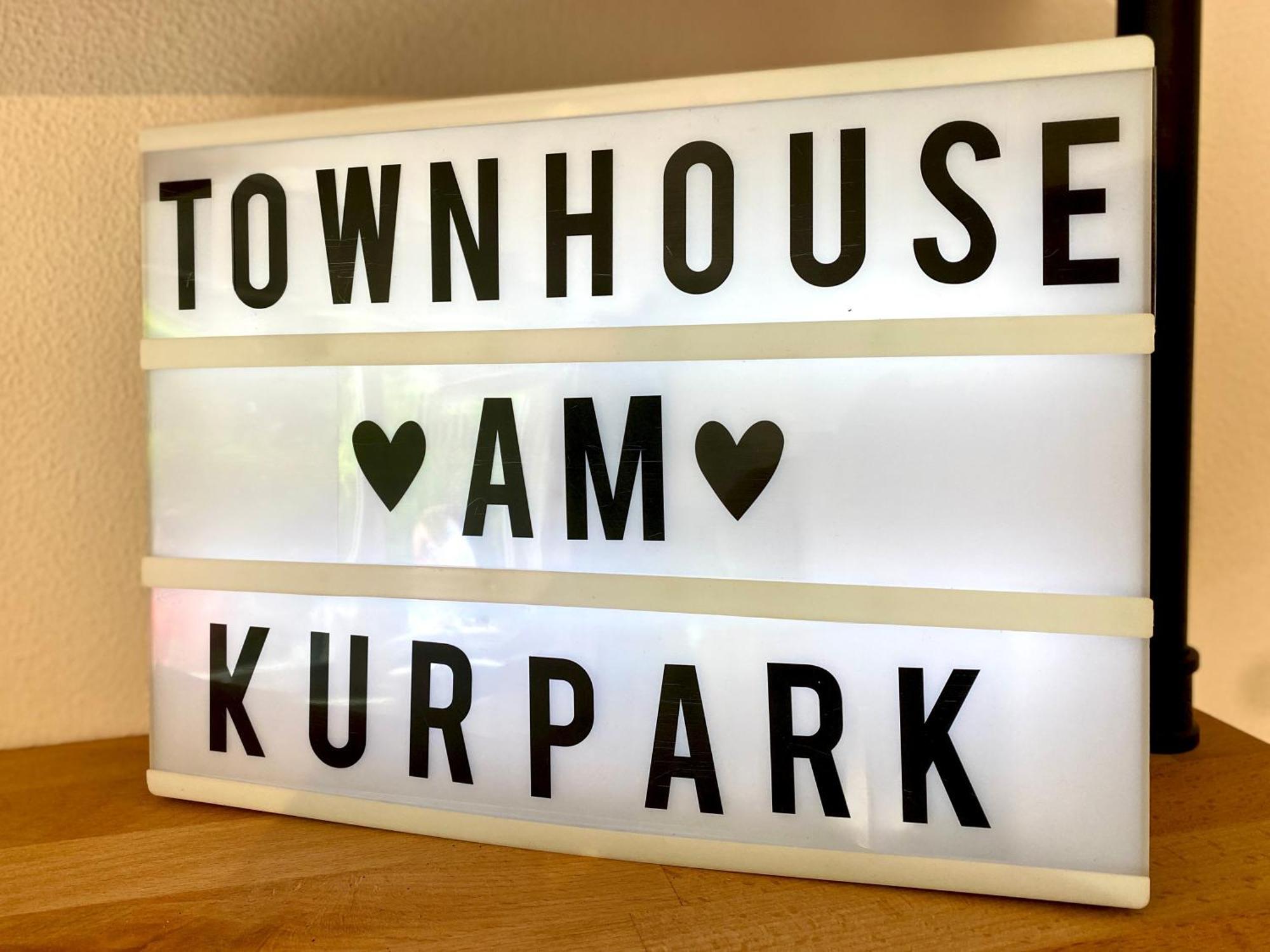Townhouse Am Kurpark - Top Bewertet Von Familien! Ruhig, Zentral - Mit Terrasse, Parkplatz, Wallbox, Grill, Und Inklusive Waeschepaket Braunlage Exterior photo